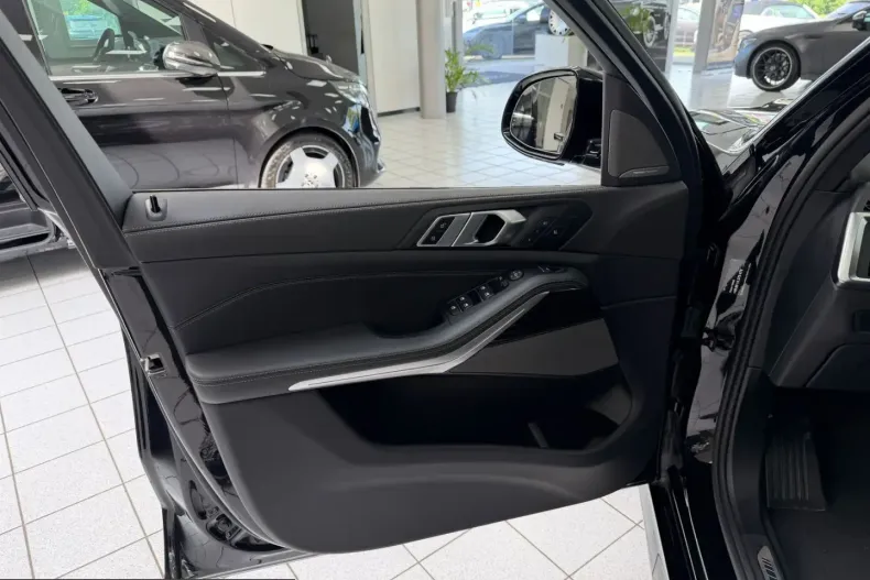 BMW X5 (Seria X) din 2025 cu 12.300 km - oferta BMW229736 - foto 8