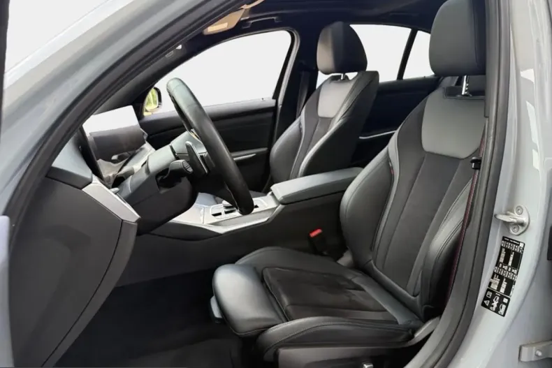 BMW 330 (Seria 3) din 2023 cu 19.200 km - oferta BMW229739 - foto 10