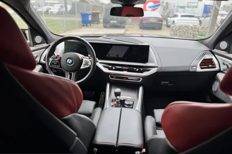 BMW XM (Seria X) din 2025 cu 9.316 km - oferta BMW229740 - foto 28