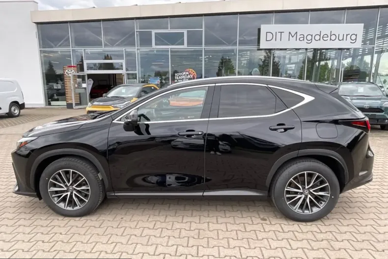 Lexus NX 450h din 2024 cu 70.136 km - oferta LEX229742 - foto 4