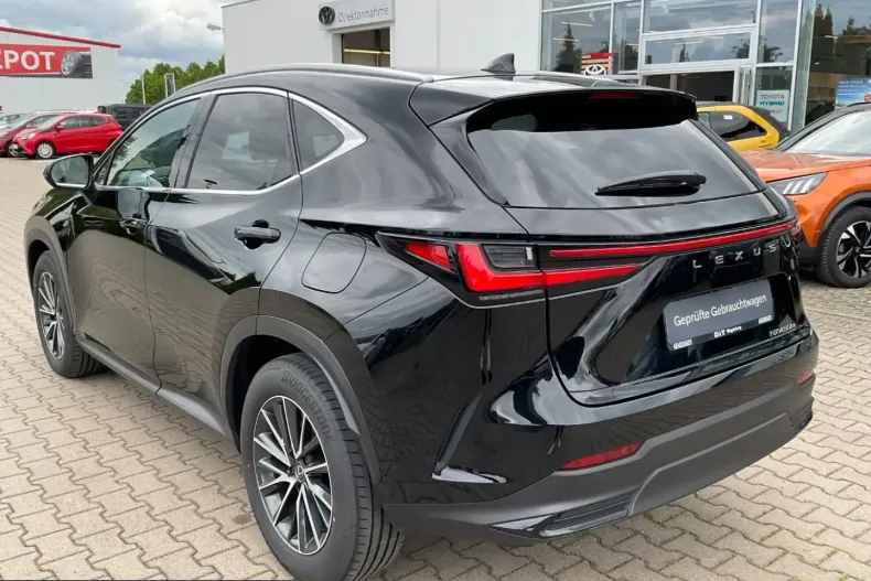 Lexus NX 450h din 2024 cu 70.136 km - oferta LEX229742 - foto 5