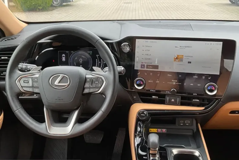 Lexus NX 450h din 2024 cu 70.136 km - oferta LEX229742 - foto 10