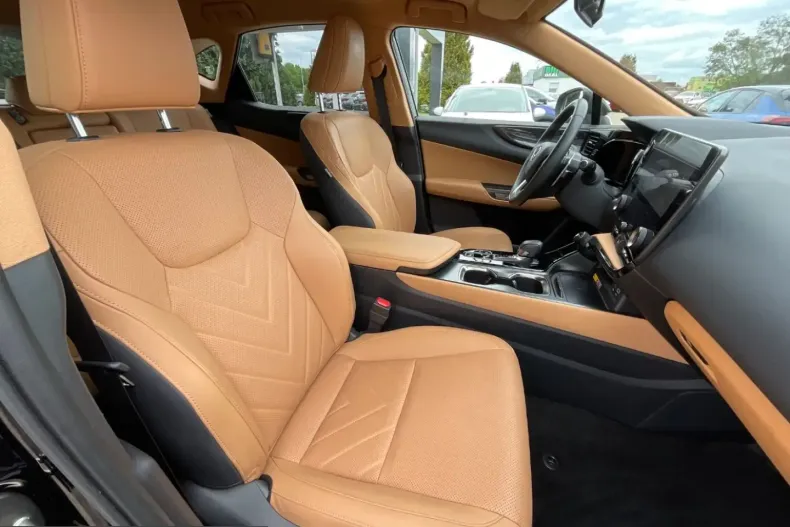 Lexus NX 450h din 2024 cu 70.136 km - oferta LEX229742 - foto 16