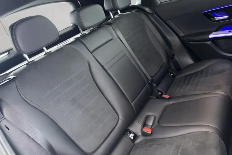 Mercedes-Benz GLC 200 (Clasa GLC) din 2025 cu 19.930 km - oferta MER229753 - foto 18