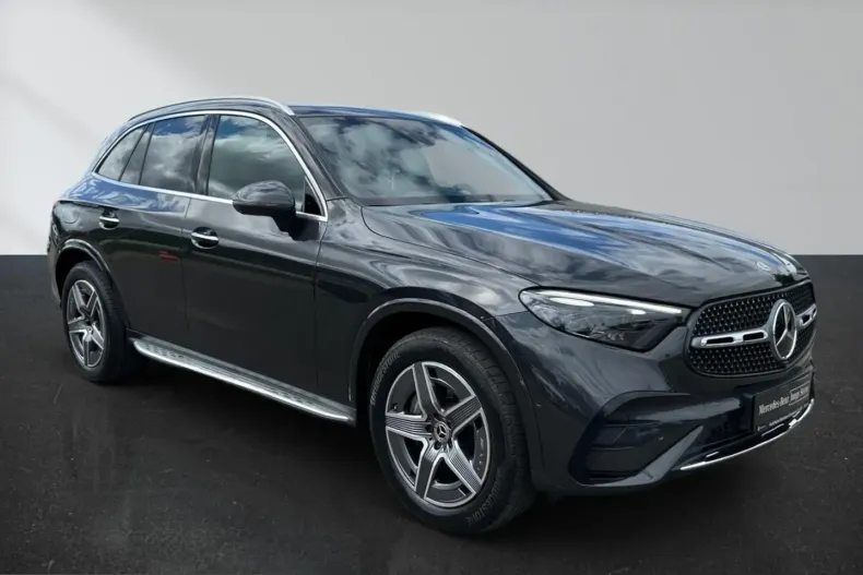 Mercedes-Benz GLC 300 (Clasa GLC) din 2022 cu 10.509 km - oferta MER229755 - foto 1
