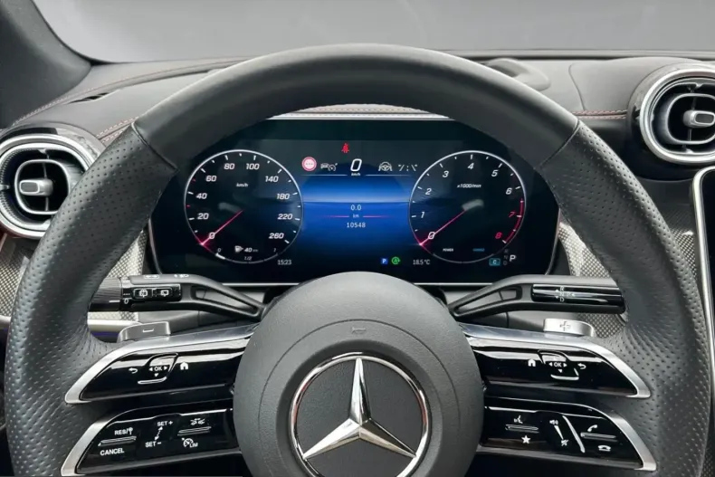 Mercedes-Benz GLC 300 (Clasa GLC) din 2022 cu 10.509 km - oferta MER229755 - foto 9