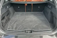 Mercedes-Benz GLC 300 (Clasa GLC) din 2022 cu 10.509 km - oferta MER229755 - foto 14