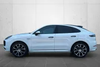 Porsche Cayenne din 2022 cu 33.000 km - oferta POR229757 - foto 3