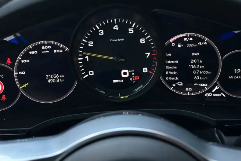 Porsche Cayenne din 2022 cu 33.000 km - oferta POR229757 - foto 13