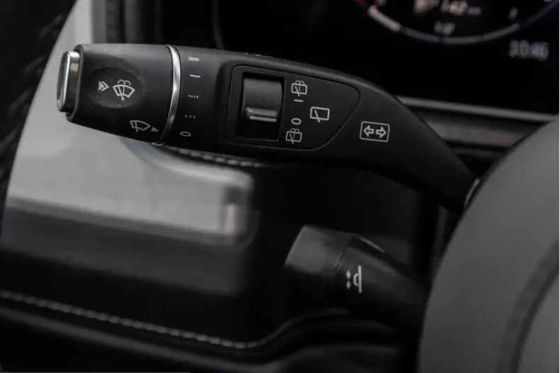 Mercedes-Benz G 450 (Clasa G) din 2025 cu 19.795 km - oferta MER229759 - foto 21