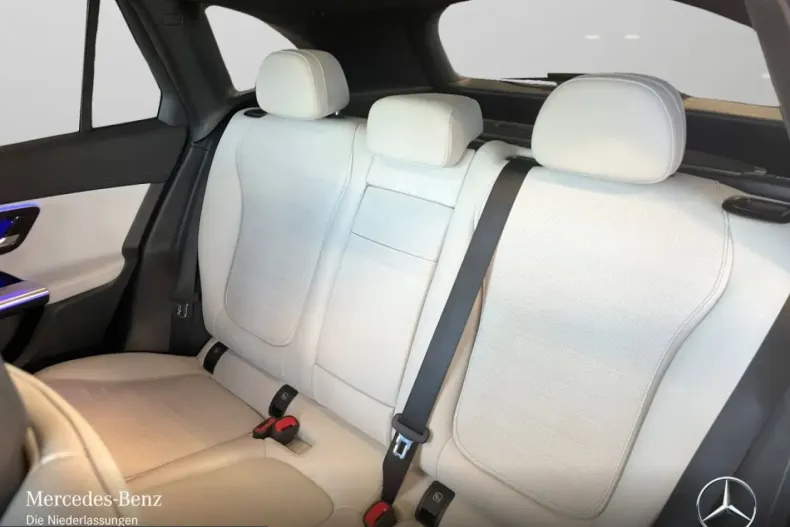 Mercedes-Benz GLC 220 (Clasa GLC) din 2023 cu 44.180 km - oferta MER229762 - foto 14