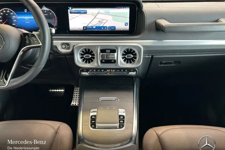 Mercedes-Benz G 450 (Clasa G) din 2025 cu 21.034 km - oferta MER229768 - foto 12