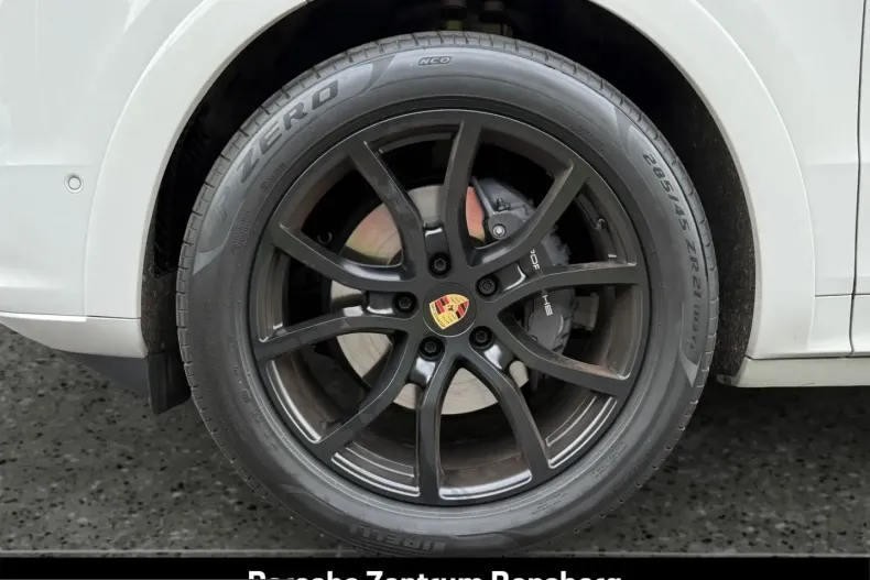 Porsche Cayenne din 2025 cu 12.900 km - oferta POR229769 - foto 11