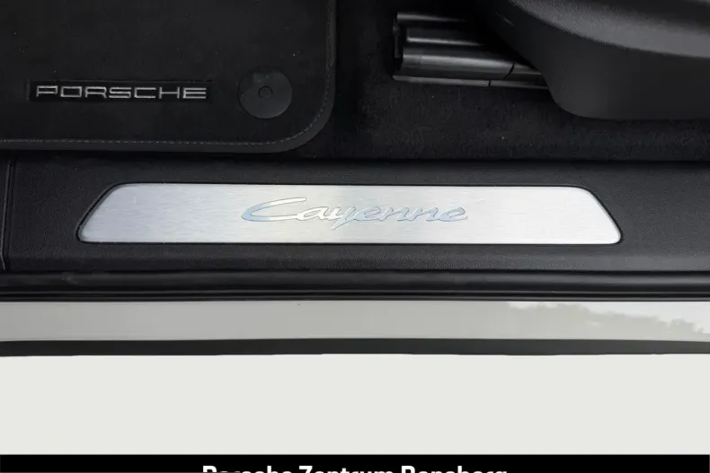 Porsche Cayenne din 2025 cu 12.900 km - oferta POR229769 - foto 22