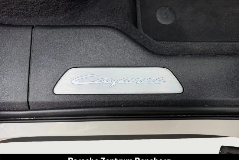 Porsche Cayenne din 2025 cu 12.900 km - oferta POR229769 - foto 28