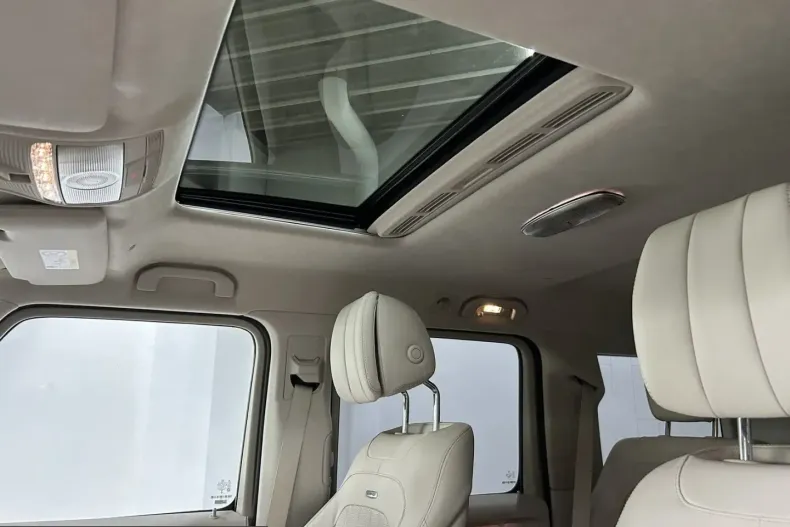 Mercedes-Benz G 63 AMG (Clasa G) din 2025 cu 22.671 km - oferta MER229771 - foto 9