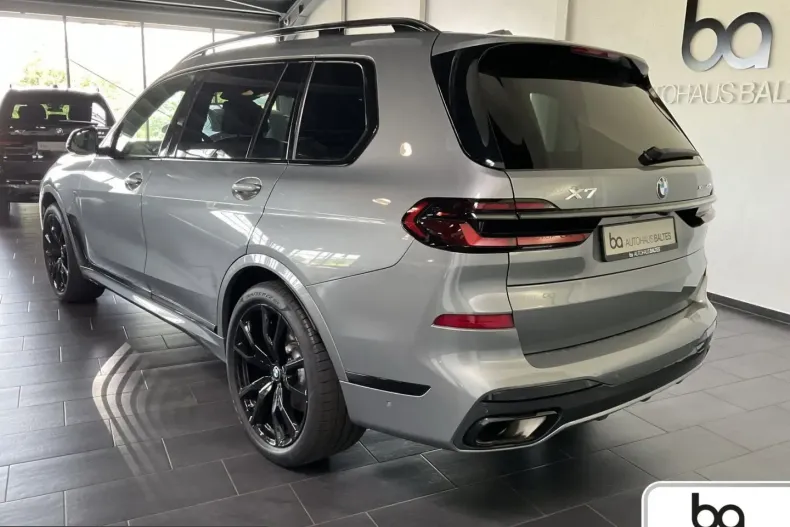 BMW X7 (Seria X) din 2025 cu 14.100 km - oferta BMW229775 - foto 4