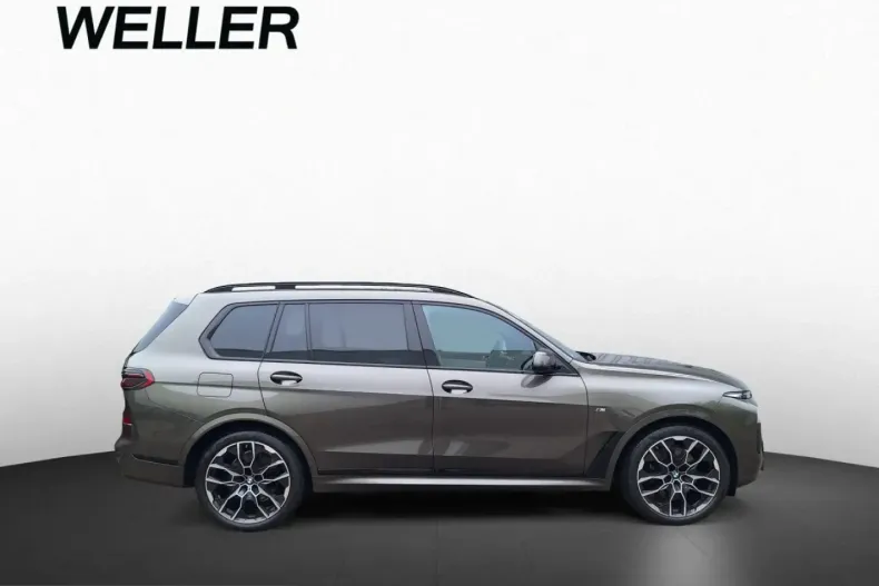 BMW X7 (Seria X) din 2025 cu 24.990 km - oferta BMW229777 - foto 4