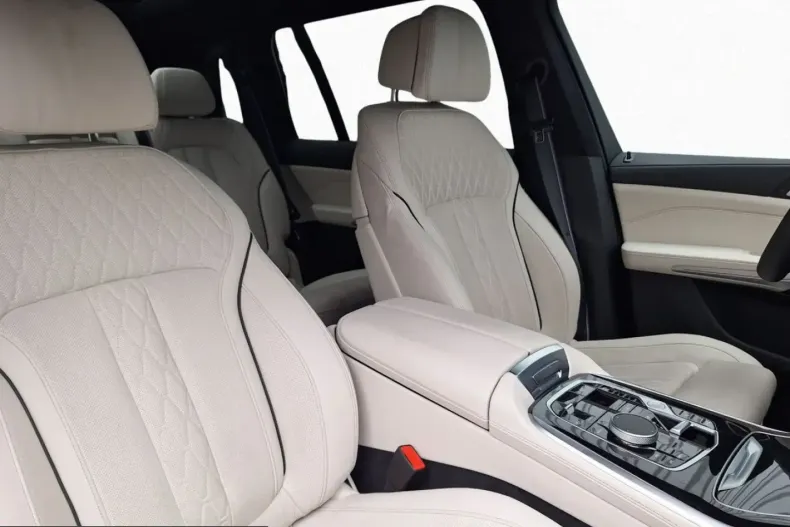 BMW X7 (Seria X) din 2025 cu 24.990 km - oferta BMW229777 - foto 6