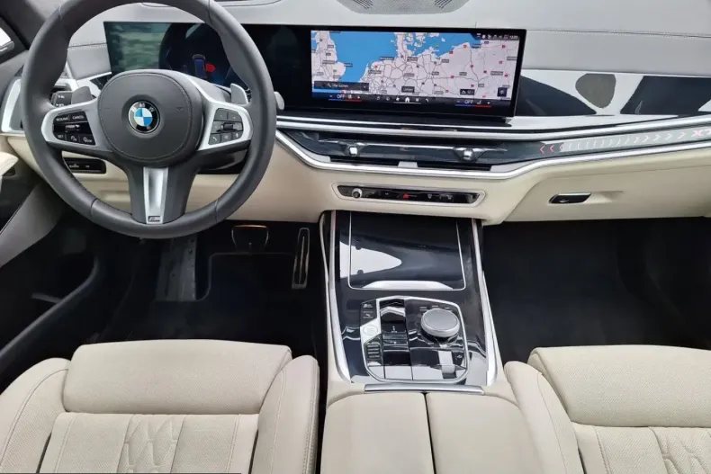 BMW X7 (Seria X) din 2025 cu 24.990 km - oferta BMW229777 - foto 13