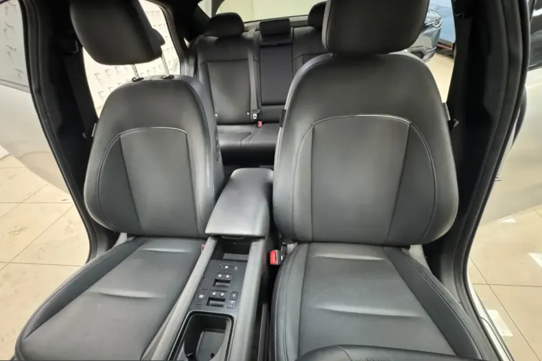 Hyundai IONIQ 6 din 2024 cu 30.808 km - oferta HYU229778 - foto 20