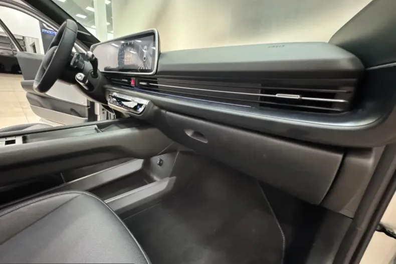 Hyundai IONIQ 6 din 2024 cu 30.808 km - oferta HYU229778 - foto 39