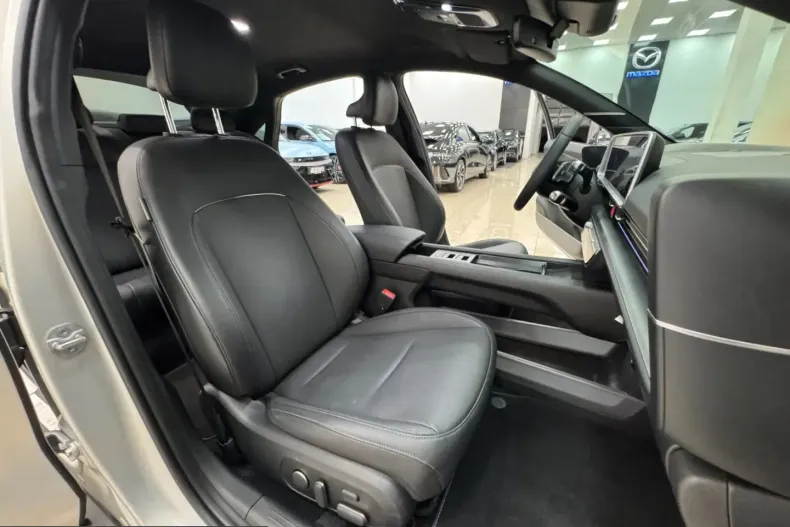 Hyundai IONIQ 6 din 2024 cu 30.808 km - oferta HYU229778 - foto 42