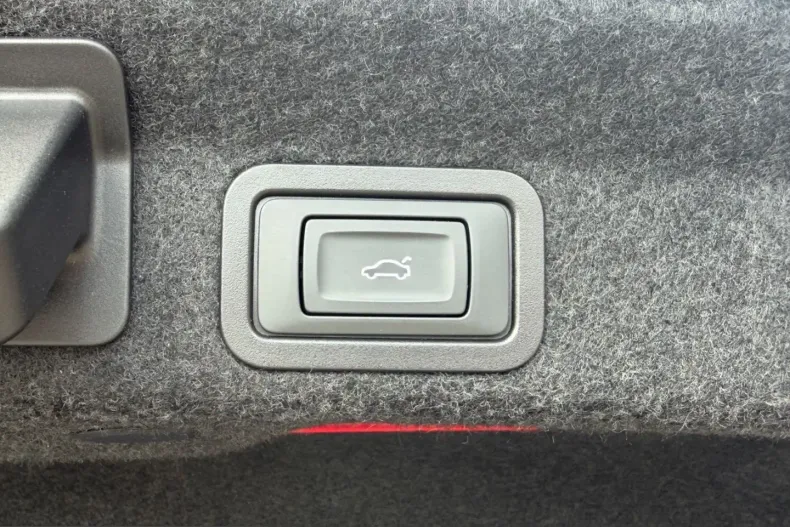 Audi A6 din 2023 cu 36.300 km - oferta AUD229780 - foto 22