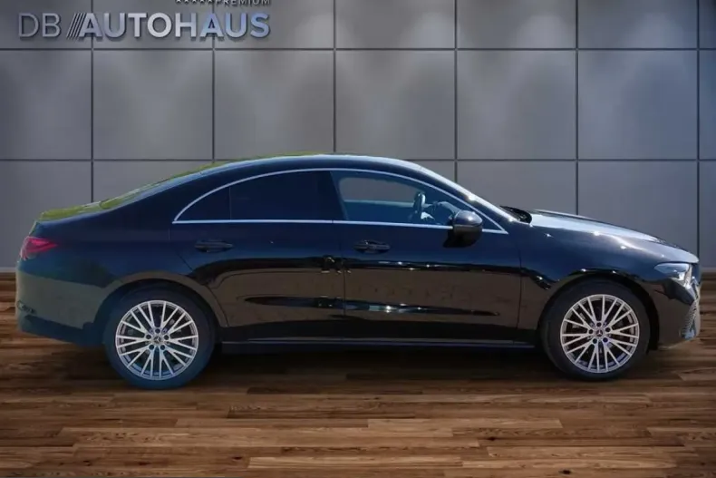 Mercedes-Benz CLA 180 (Clasa CLA) din 2024 cu 50.947 km - oferta MER229783 - foto 3