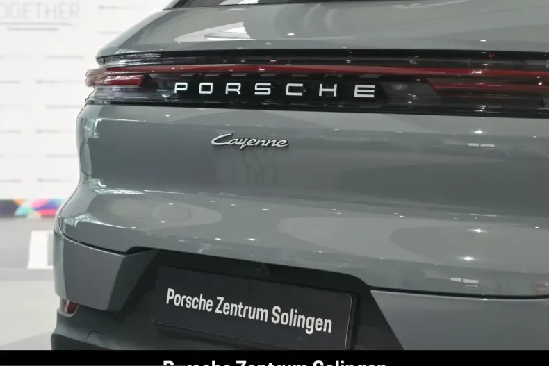 Porsche Cayenne din 2024 cu 34.155 km - oferta POR229785 - foto 8