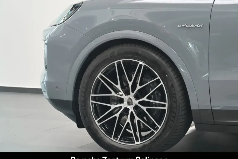 Porsche Cayenne din 2024 cu 34.155 km - oferta POR229785 - foto 9