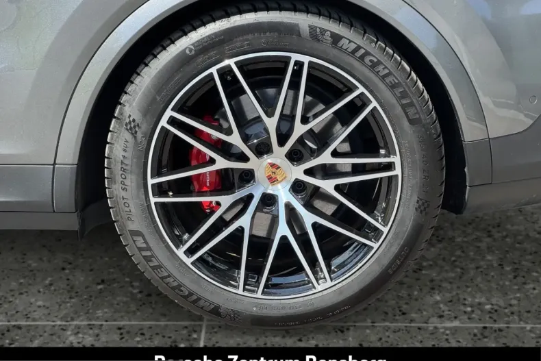 Porsche Cayenne din 2025 cu 25.800 km - oferta POR229788 - foto 13