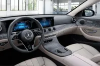 Mercedes-Benz E 300 (Clasa E) din 2022 cu 39.987 km - oferta MER229789 - foto 4