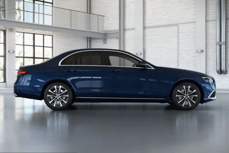 Mercedes-Benz E 300 (Clasa E) din 2022 cu 39.987 km - oferta MER229789 - foto 9