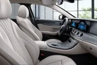 Mercedes-Benz E 300 (Clasa E) din 2022 cu 39.987 km - oferta MER229789 - foto 10