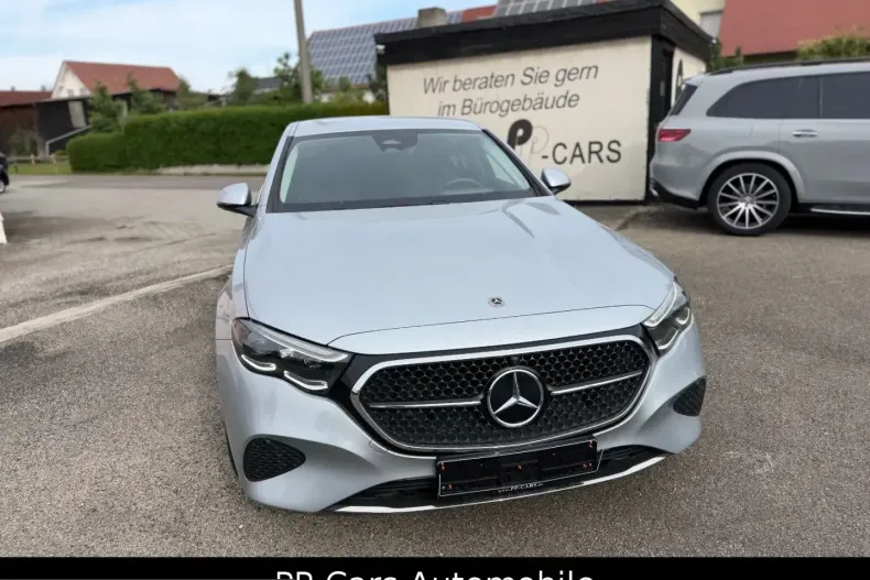 Mercedes-Benz E 200 (Clasa E) din 2024 cu 28.615 km - oferta MER229790 - foto 6
