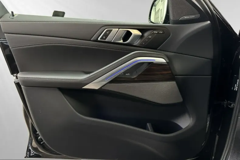 BMW X6 (Seria X) din 2025 cu 7.782 km - oferta BMW229794 - foto 17