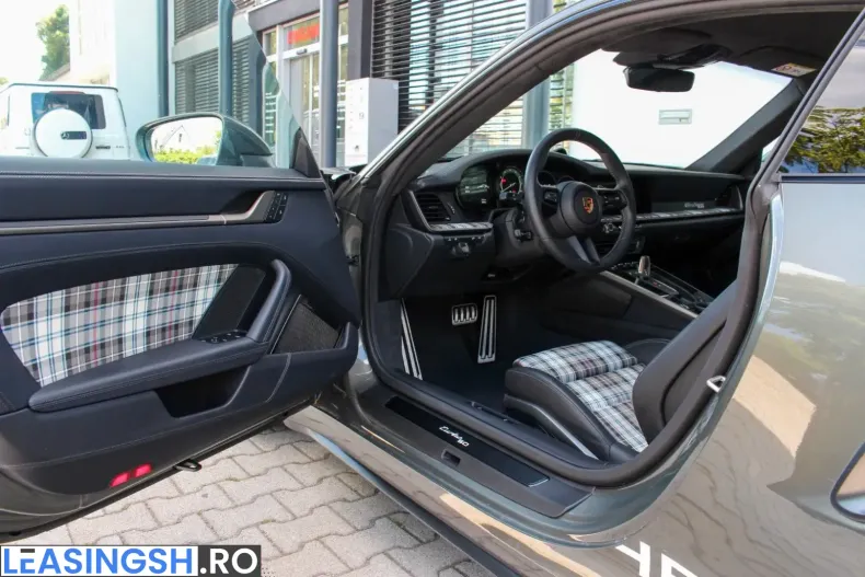 Porsche 992 din 2025 cu 12.300 km - oferta POR229798 - foto 9