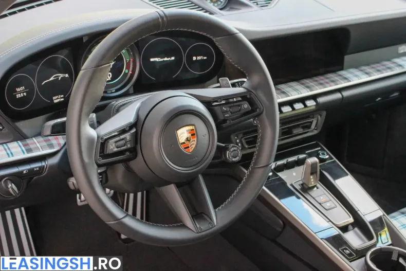 Porsche 992 din 2025 cu 12.300 km - oferta POR229798 - foto 12