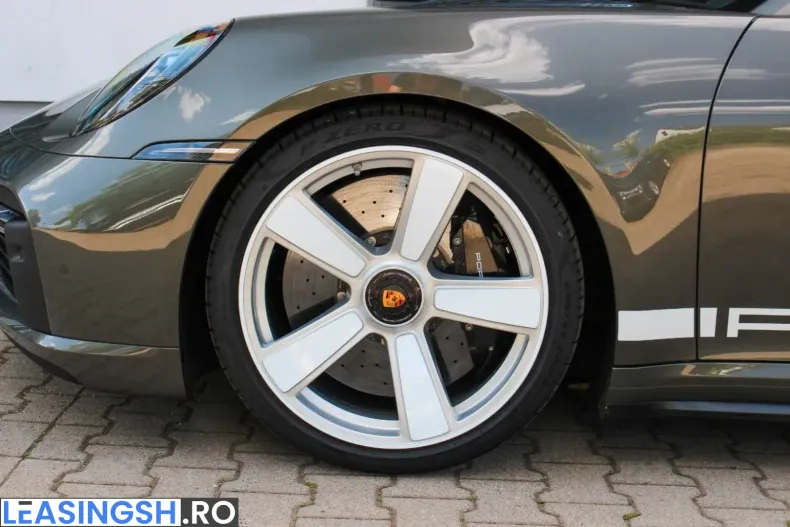 Porsche 992 din 2025 cu 12.300 km - oferta POR229798 - foto 32