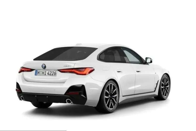 BMW 420i (Seria 4) din 2025 cu 15.293 km - oferta BMW229801 - foto 2