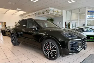 Porsche Cayenne din 2025 - oferta POR229810