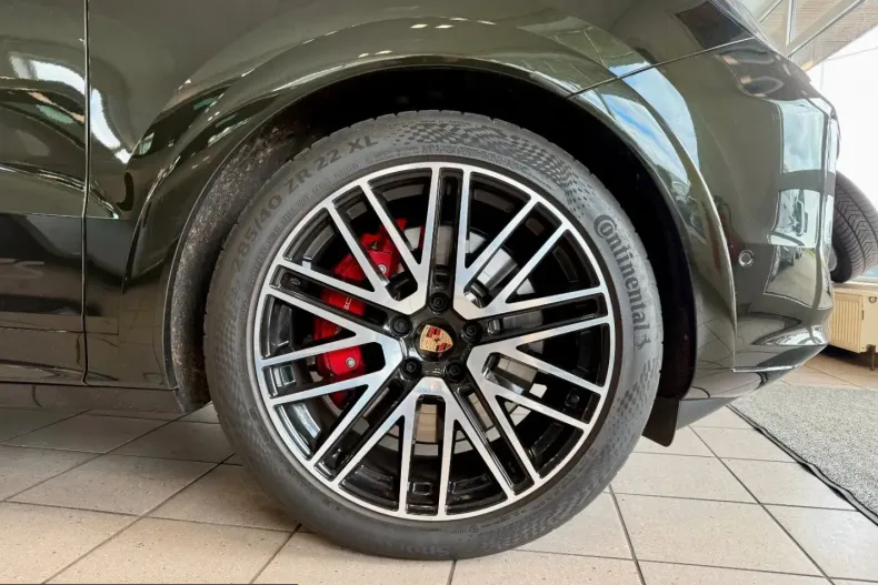Porsche Cayenne din 2025 cu 12.881 km - oferta POR229810 - foto 6