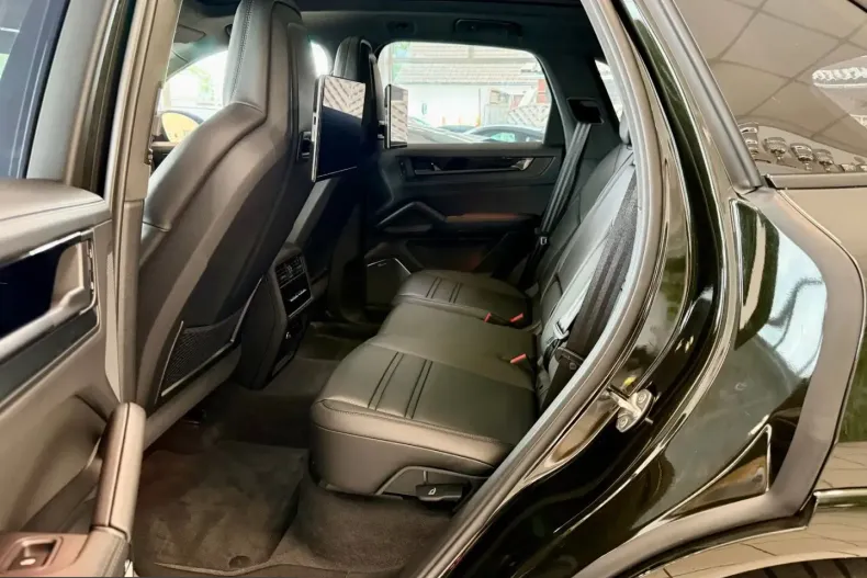 Porsche Cayenne din 2025 cu 12.881 km - oferta POR229810 - foto 12