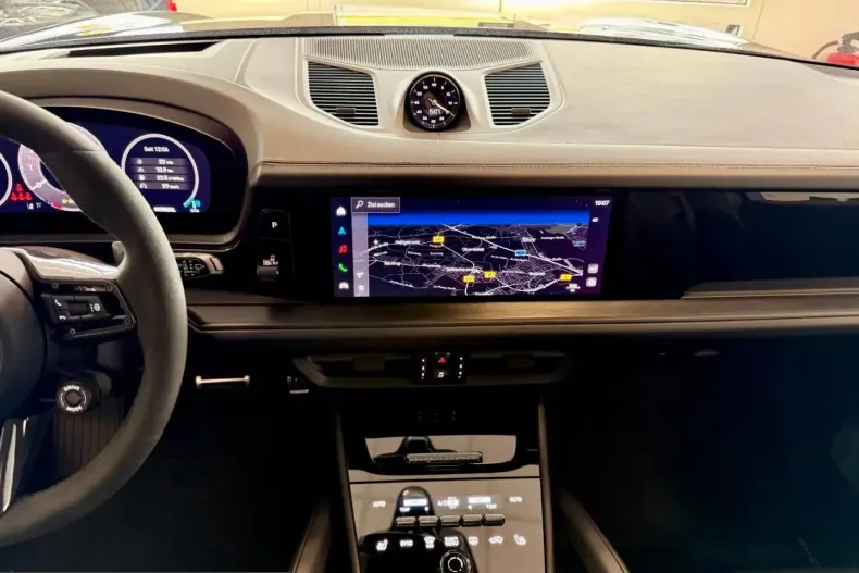 Porsche Cayenne din 2025 cu 12.881 km - oferta POR229810 - foto 21