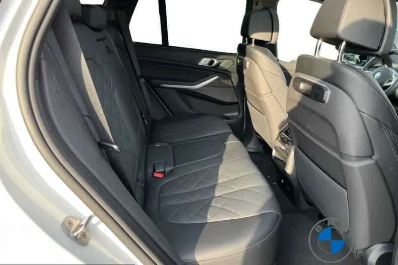 BMW X5 (Seria X) din 2025 cu 14.842 km - oferta BMW229816 - foto 18