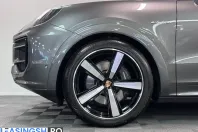 Porsche Cayenne din 2025 cu 8.750 km - oferta POR229817 - foto 3
