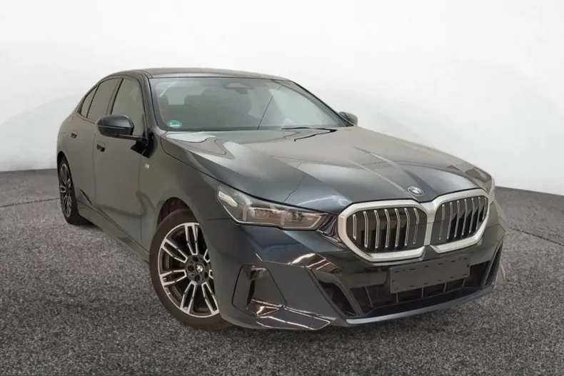 BMW 520 (Seria 5) din 2024 cu 48.100 km - oferta BMW229819 - foto 2