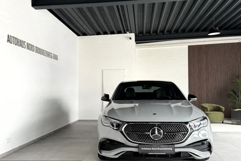 Mercedes-Benz E 220 (Clasa E) din 2024 cu 20.000 km - oferta MER229825 - foto 2