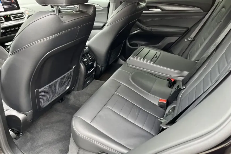 BMW X4 (Seria X) din 2025 cu 20.653 km - oferta BMW229827 - foto 10